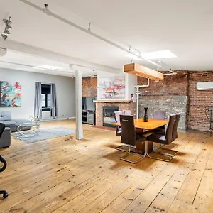 Lofts Du Vieux-port 4*, Montréal Canada