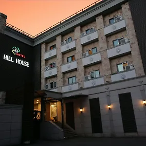 酒店 明洞山之家 ***